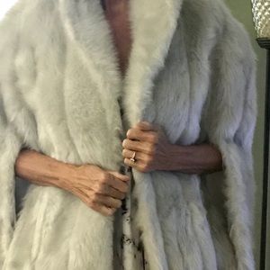 Silver Faux Fox XL Capelet New